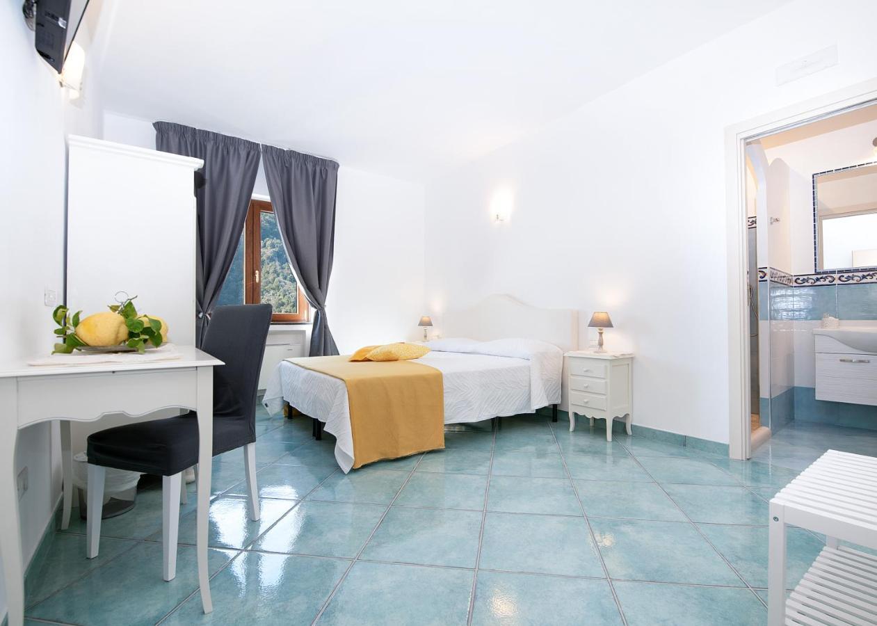 O' Lattariello Acomodação com café da manhã Amalfi Exterior foto
